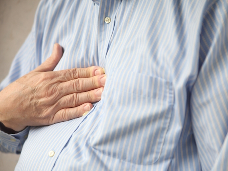 Refluxo gastroesofágico: sintomas, causas e tratamento